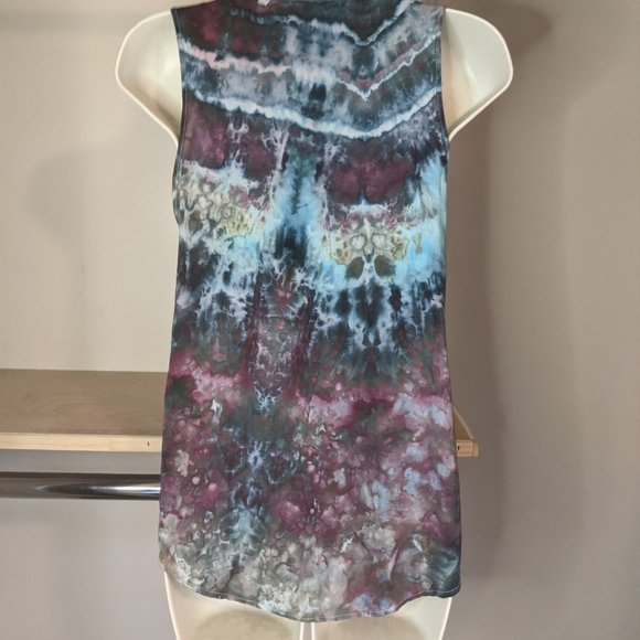 Air to Be Ice Dyed Purple Blue & Green Button Down Tank Top with Collar - Picture 2 of 5